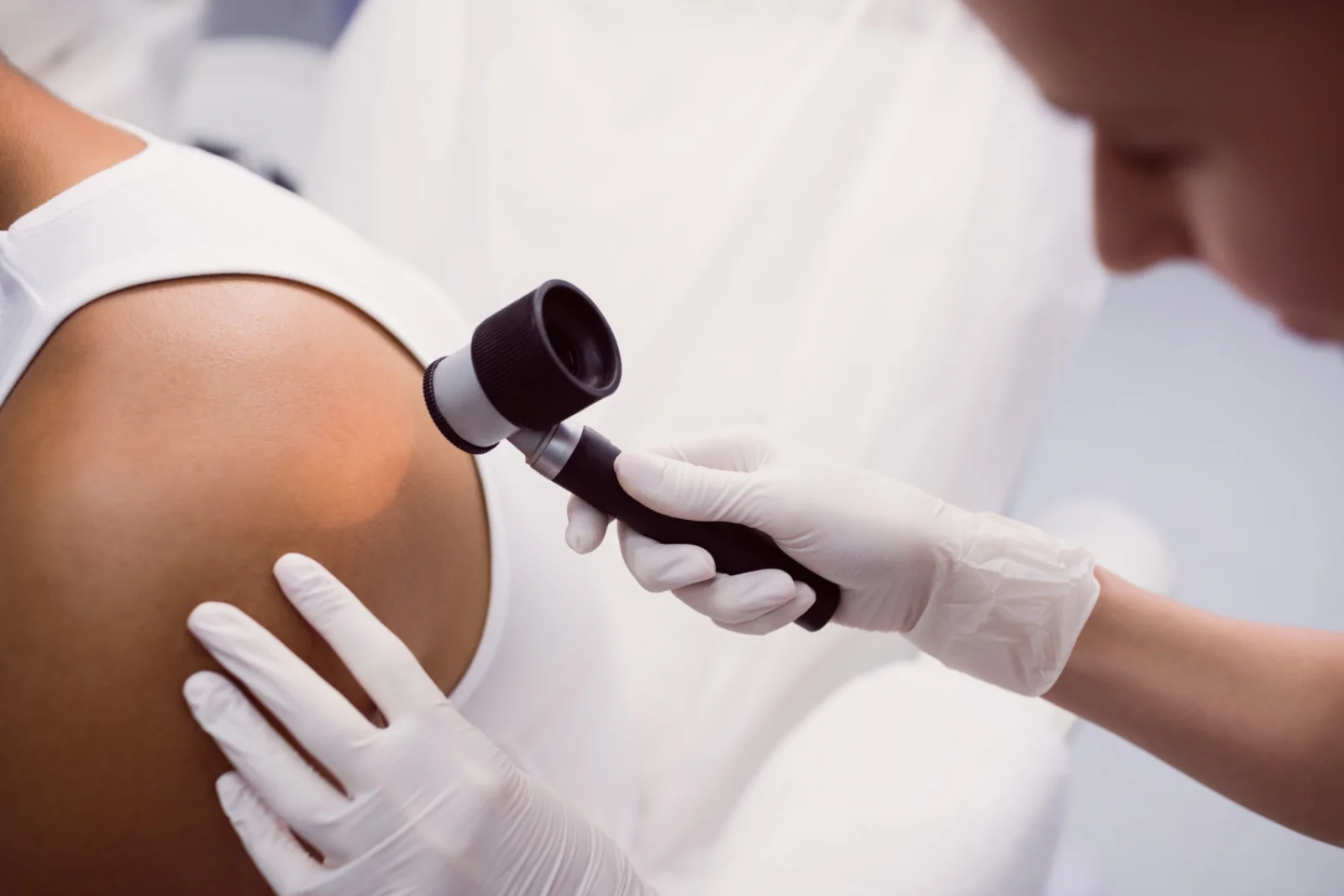 Dermatoscopes / Wood’s Lamp Banner