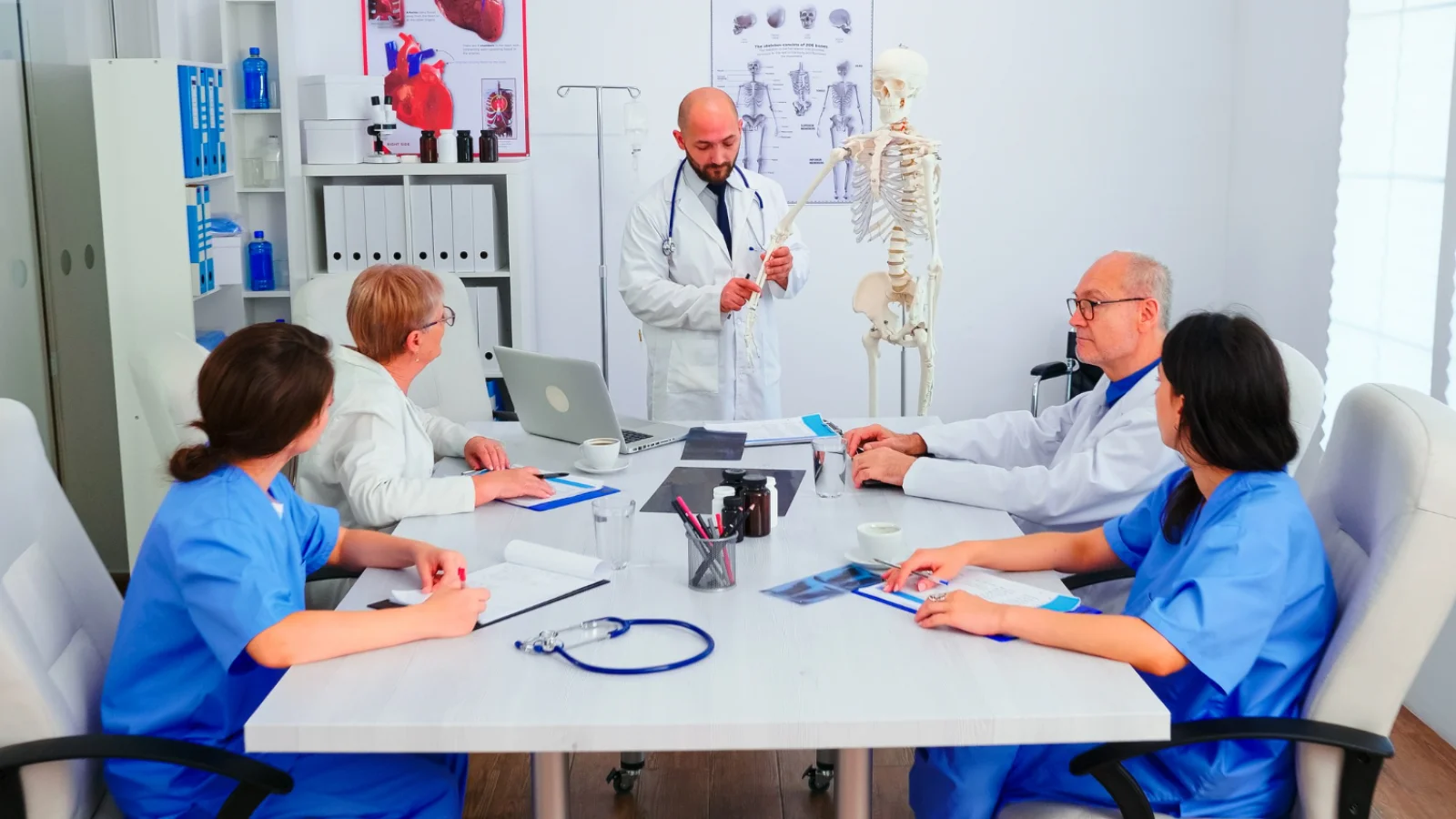 Multidisciplinary Pulmonology Team Approach Banner